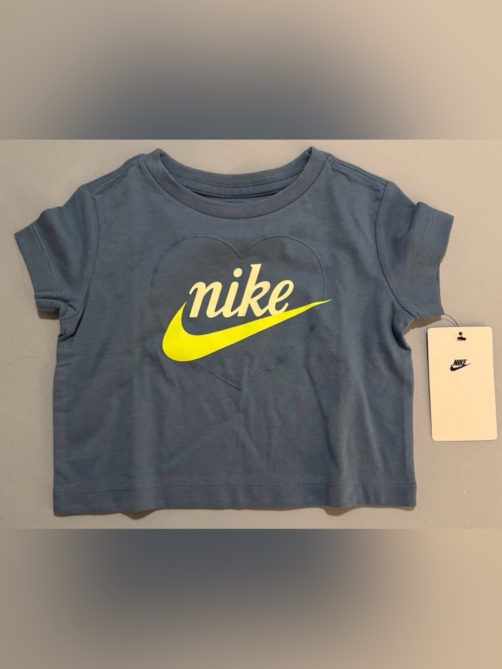 NWT Girls Nike Aegean Storm Toddlers New Impressions Heart T-Shirt, Size 2T - Picture 2 of 7